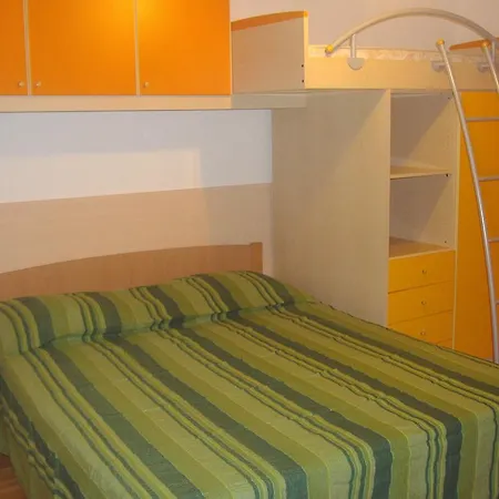 Appartement Marko 1305 *