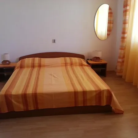 Appartement Marko 1305 *